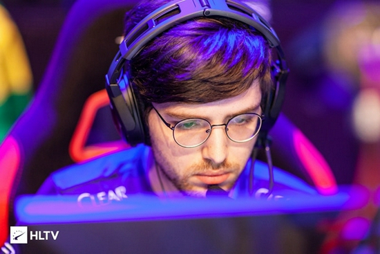 Xbox未来战略揭秘：专注高端市场与游戏主机涨价